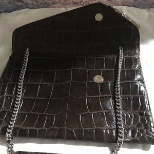 HENRI BENDEL BLACK  LEATHER CLUTCH PRE - OWNED